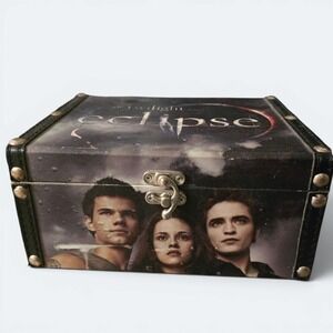 NECA Twilight Saga 2010 Eclipse Movie Jewelry Box Trunk Bella Edward Jacob